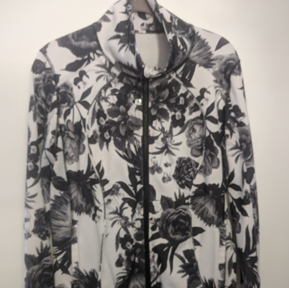 Lululemon Asana Brisk Bloom Floral Jacket